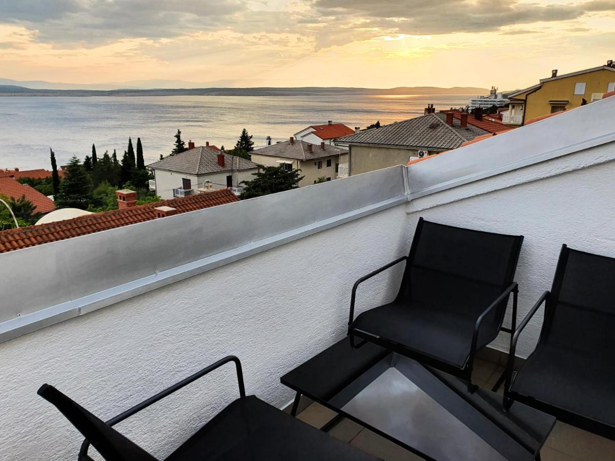 Breathtaking Seaview App Barac On Separated Floor Crikvenica Luaran gambar